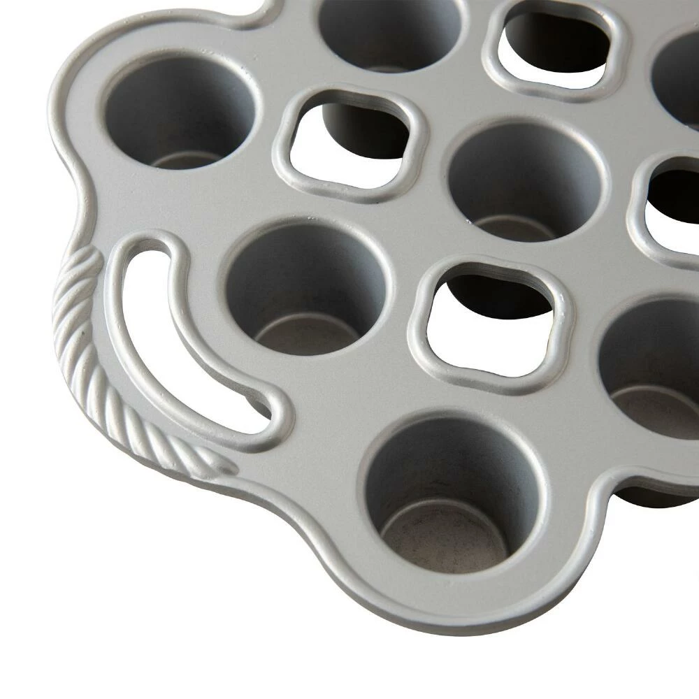 World Market Nordic Ware ProCast Nonstick Aluminum 12c Petite Popover Pan 6 World Market Nordic Ware ProCast Nonstick Aluminum 12c Petite Popover Pan - Image 5